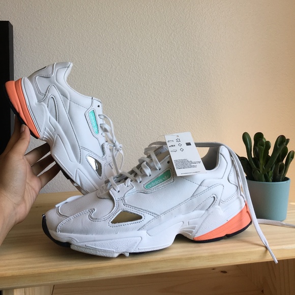adidas womens falcon